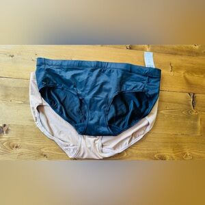 Soma Hipster Panty Set – Size M Black and Nude